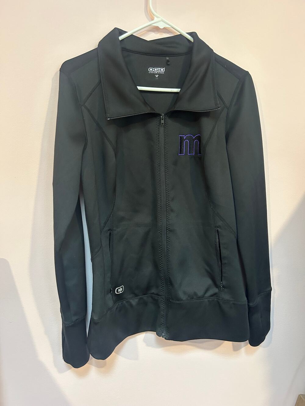 Metro Pcs Zip Up *M*